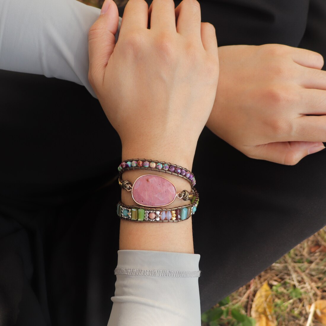 WUNDERSCHOENES WICKELARMBAND MIT PERLEN UND NATURSTEIN